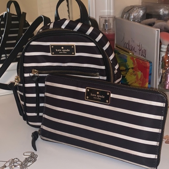 Kate Spade Striped Mini Backpack 🖤🤍 - Picture 4 of 4